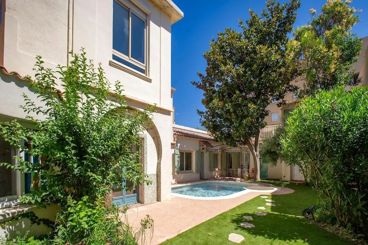 Maison De Charme 14 Personnes Piscine Avignon Holiday home